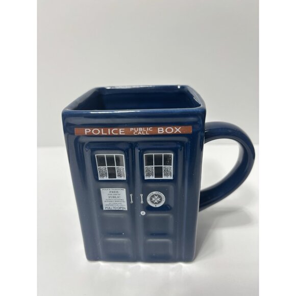 Doctor Who TARDIS 3D Mug Zeon Police Box Ceramic Cup Collectible Mug - Picture 1 of 7